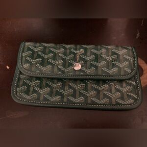 Green pouch